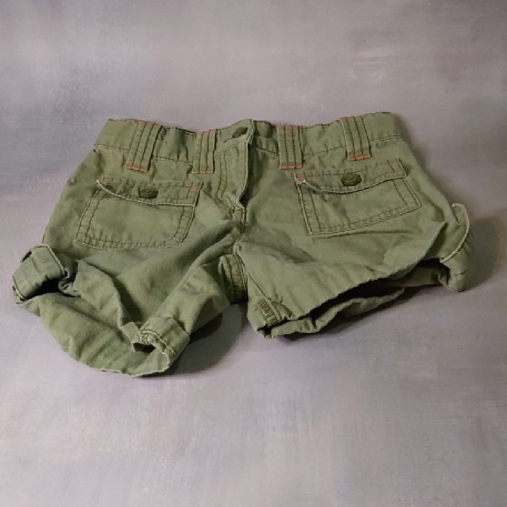 SOLD-Gymboree Olive Green Shorts - Picture 5 of 5